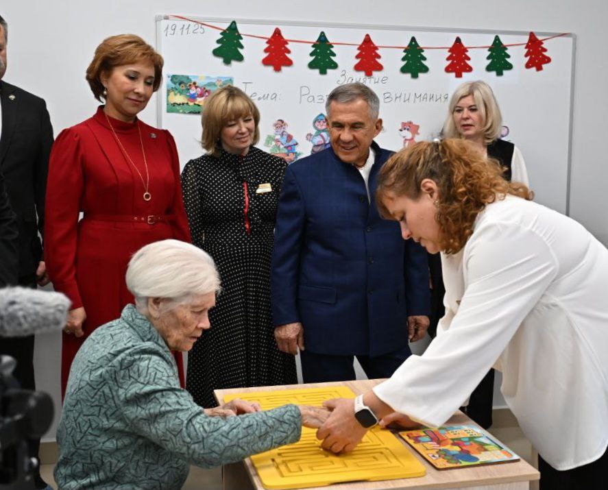 Рустам Минниханов: Сегодня в Зеленодольске посетили новый «Дом Заботы» на 120 мест Рустам Минниханов: Сегодня в Зеленодольске посетили новый «Дом Заботы» на 120 мест