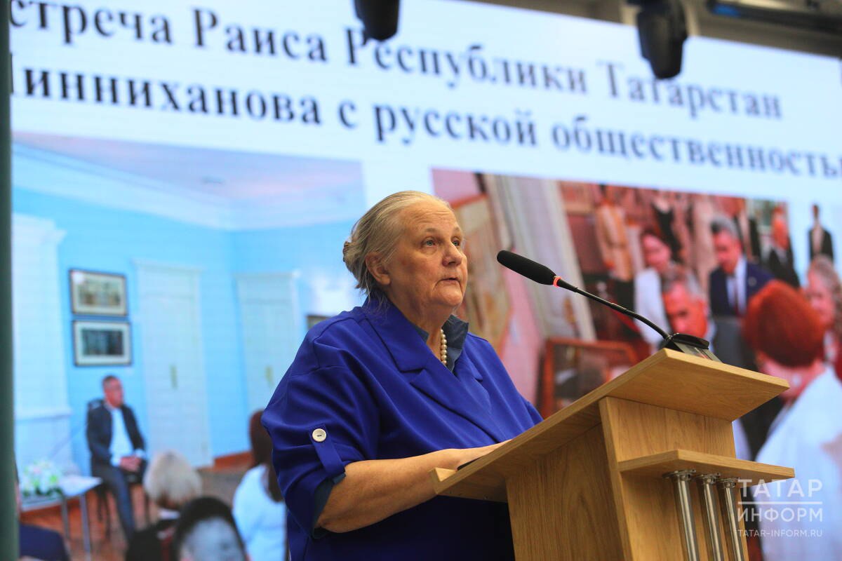 Гильмутдинов: «Езжайте в Татарстан и учитесь! Прекращайте плакать, создавайте организации и работайте» Гильмутдинов: «Езжайте в Татарстан и учитесь! Прекращайте плакать, создавайте организации и работайте»