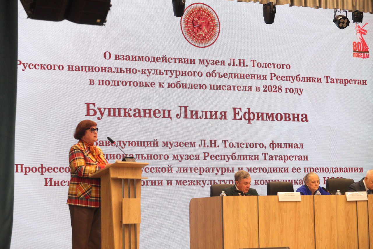 Гильмутдинов: «Езжайте в Татарстан и учитесь! Прекращайте плакать, создавайте организации и работайте» Гильмутдинов: «Езжайте в Татарстан и учитесь! Прекращайте плакать, создавайте организации и работайте»