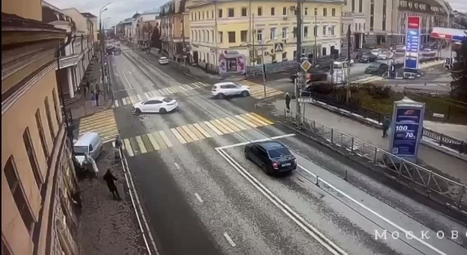 � ������ �������� �������� ����� ������������ � ��������� ���� ��������