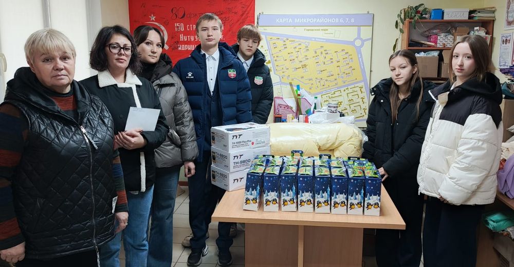 Сегодня существенно пополнился гуманитарной помощью пункт группы «Добрые сердца» на Химиков 72б