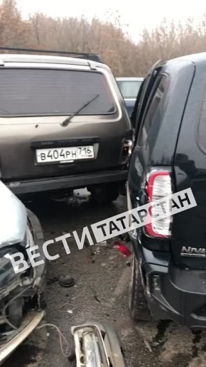 В Альметьевском районе произошло массовое ДТП на выезде с Нижней Мактамы