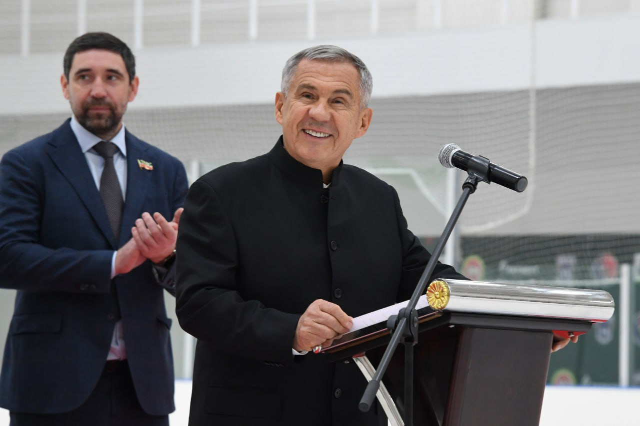 В Казани поздравили хоккейную команду «Ак Барс-2011», ставшую чемпионом России и обладателем «Кубка Владислава Третьяка»