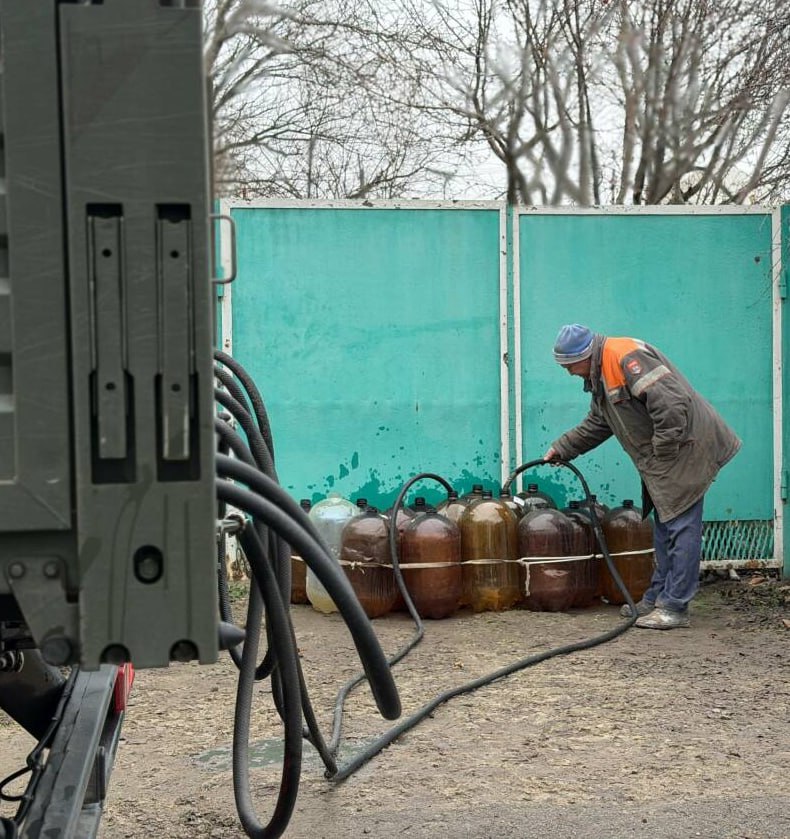 Татарстан продолжает системную работу по обеспечению жителей Лисичанска водой Татарстан продолжает системную работу по обеспечению жителей Лисичанска водой