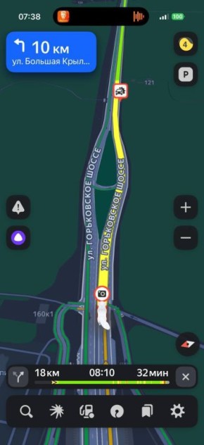 В Казани на Горьковском шоссе образовалась пробка из-за ДТП с участием автобуса