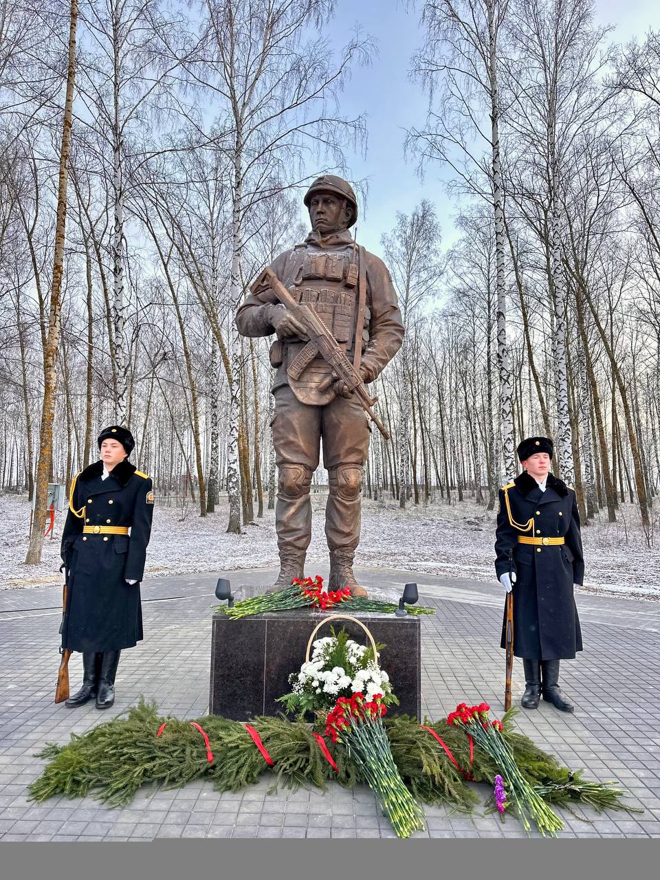 Ринат Гайзатуллин: «Пусть подвиги наших героев станут ярким примером для молодого поколения»