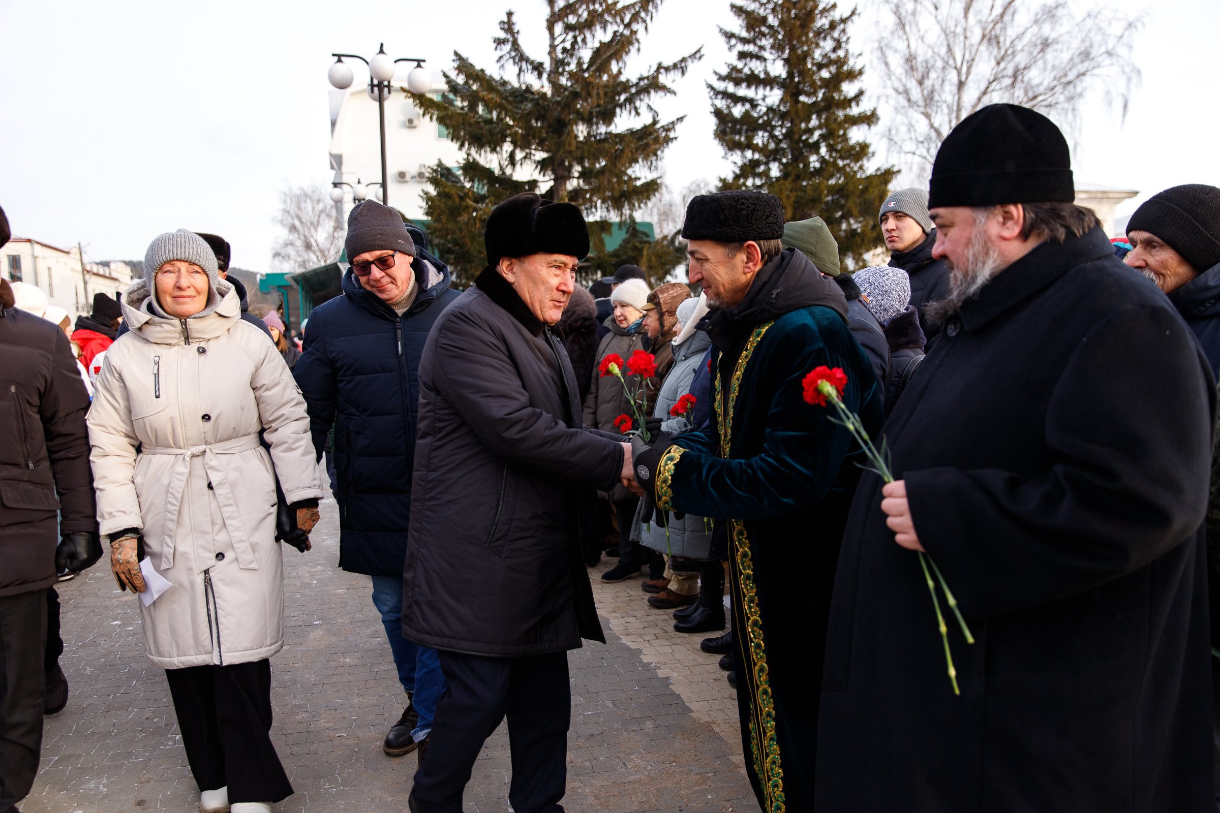 в День Героев Отечества, в г.Мамадыше состоялась торжественная церемония открытия бюста Героя России Олега Сорокина в День Героев Отечества, в г.Мамадыше состоялась торжественная церемония открытия бюста Героя России Олега Сорокина