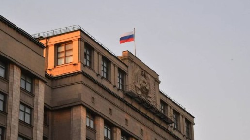 Госдума утвердила закон о снижении возраста принесения присяги гражданина