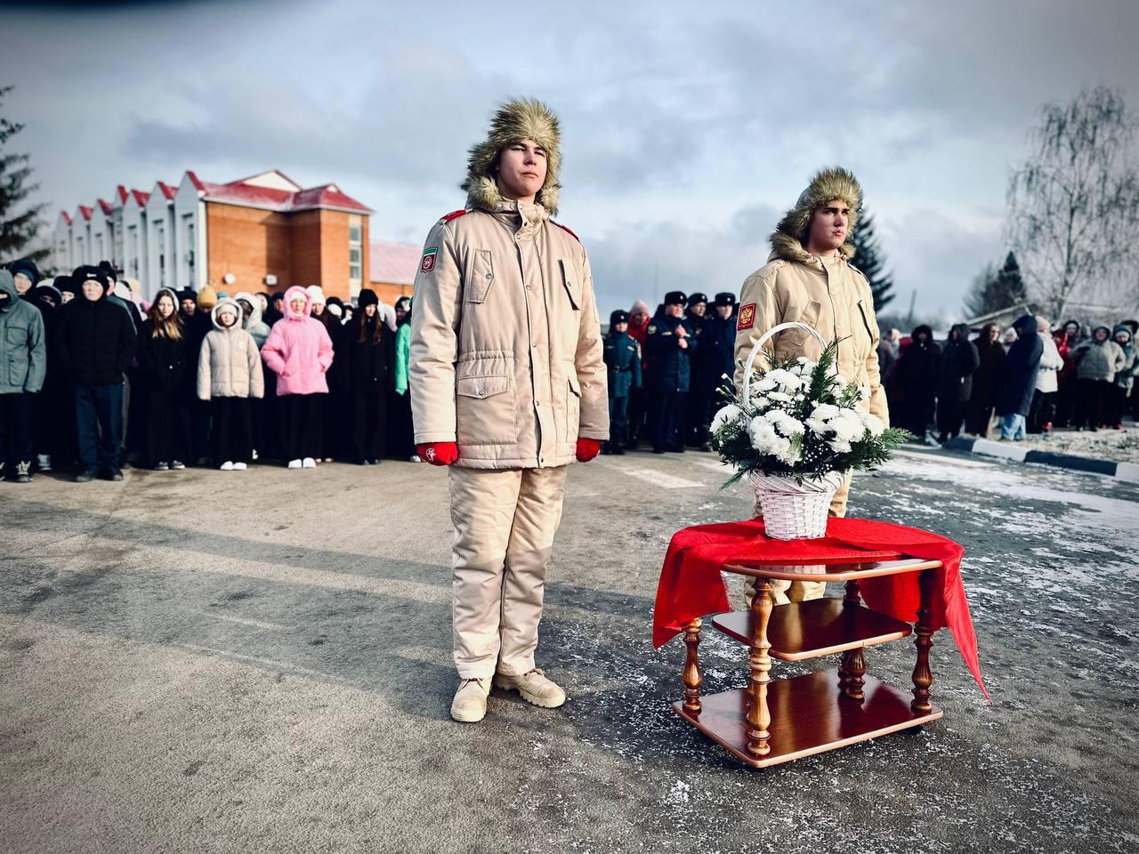 Чтим, помним, гордимся. В День Героев Отечества в Тетюшах открыли бюст заслуженному мастеру спорта и тренеру СССР Аркадию Никитичу Воробьёву Чтим, помним, гордимся. В День Героев Отечества в Тетюшах открыли бюст заслуженному мастеру спорта и тренеру СССР Аркадию Никитичу Воробьёву