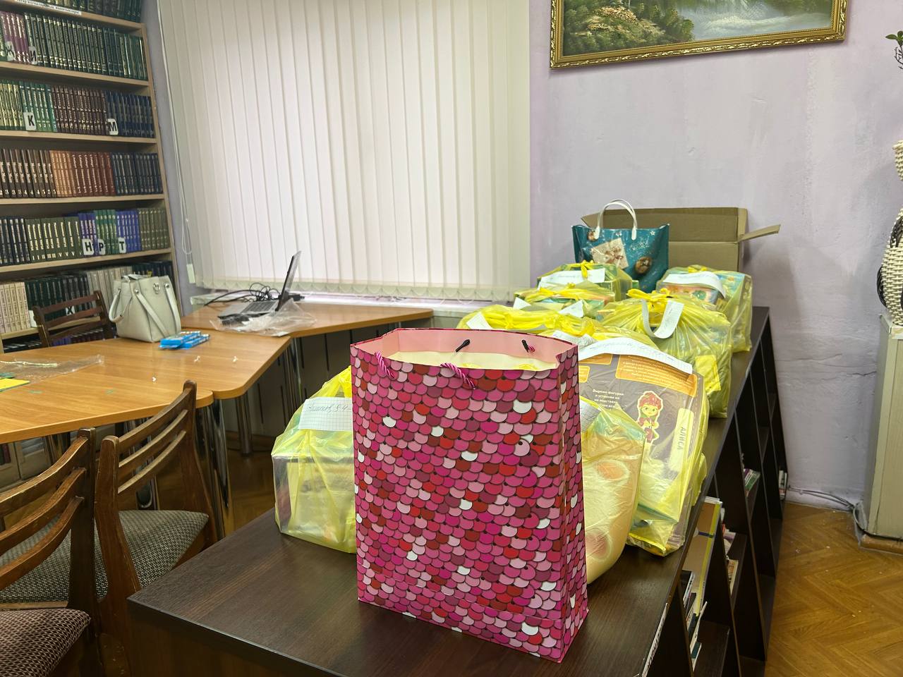 В библиотеке №5 состоялось мероприятие «Свет в окне», приуроченное к декаде инвалидов