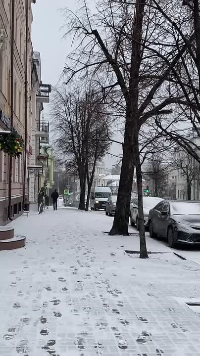 Казань 10 декабря накрыл первый снегопад