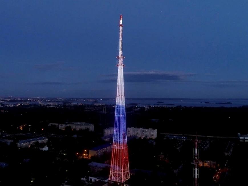 Казанская телебашня в честь Дня Конституции окрасится в цвета российского флага