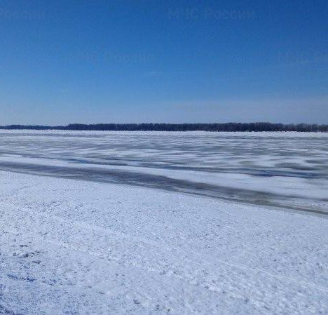 Сотрудники следственного управления предупреждают об опасности выхода на тонкий лед