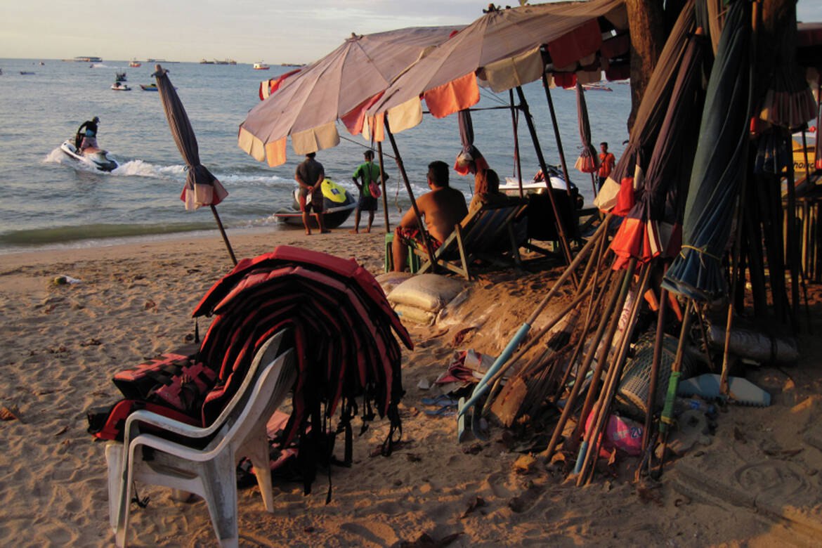 В новогодние праздники ряд наших соотечественников предпочитают отдыхать в теплых странах