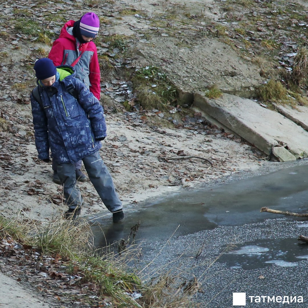 Родителей, чьи дети выходят на тонкий лед, могут оштрафовать