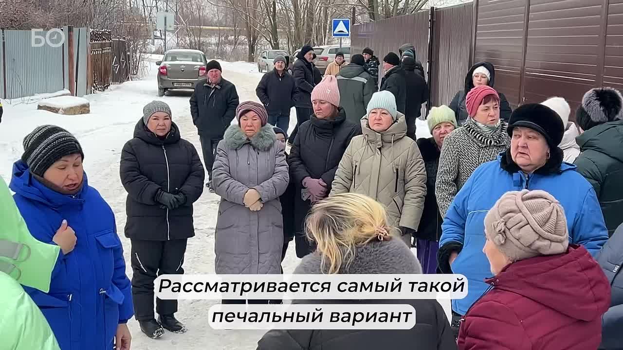 «Проект дублера Оренбургского тракта проходит прямо через наши улицы, что приведет к уничтожению наших домов и леса», — убеждены жители поселка Отары