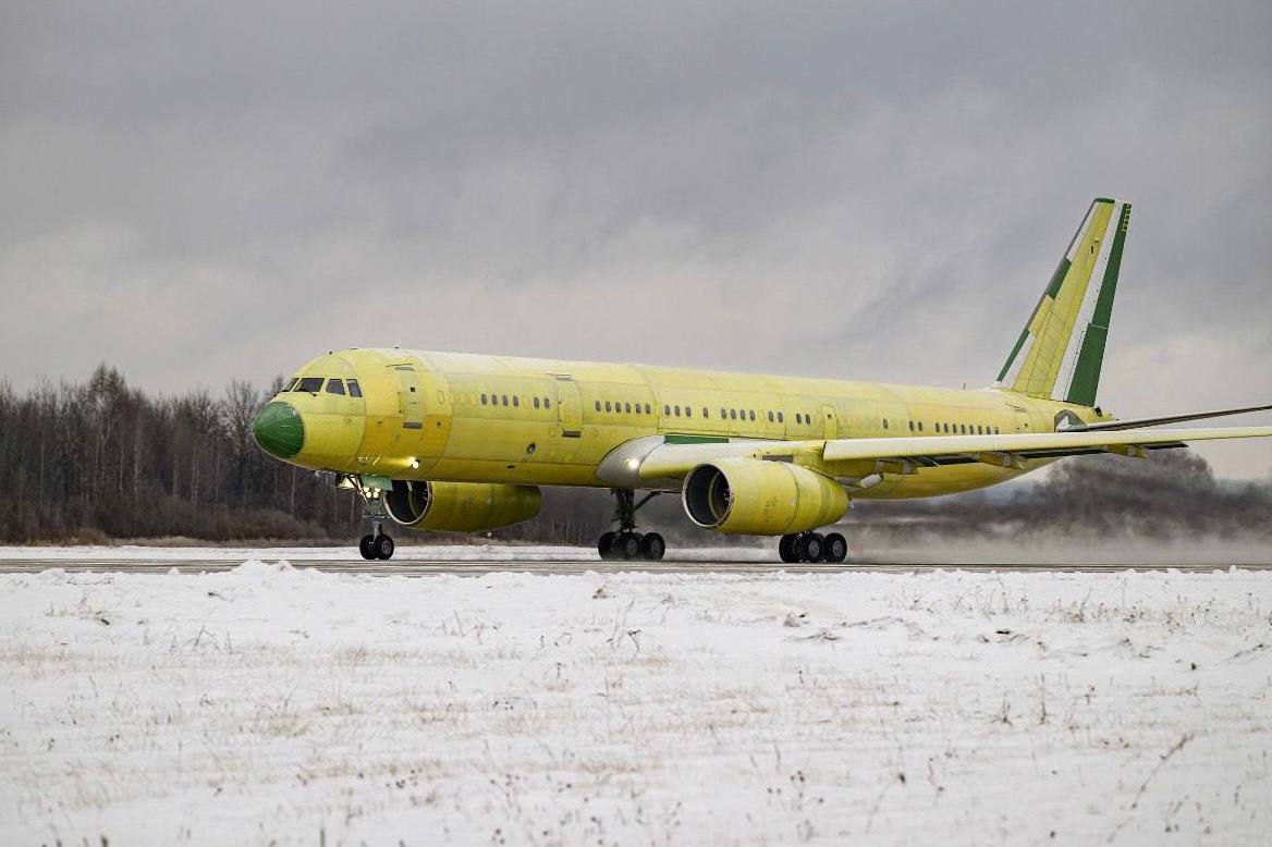 В небо над Казанью поднялся новый ТУ-214