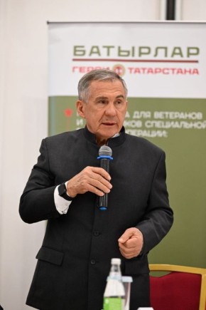 Рустам Минниханов: Сегодня встретились с ветеранами СВО - участниками кадровой программы «Батырлар. Герои Татарстана»