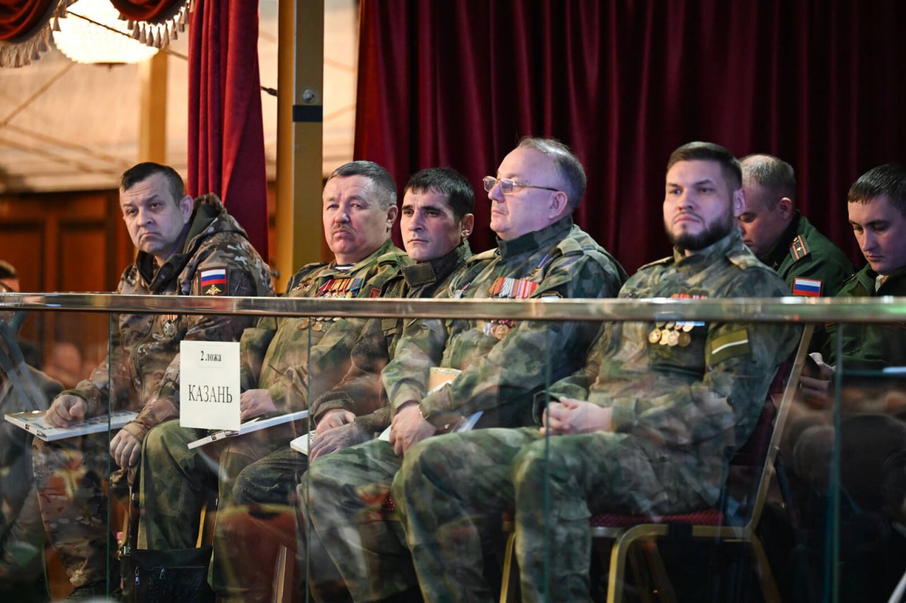 Рустам Минниханов: «Несмотря на все сложности, в стране происходят огромные изменения» Рустам Минниханов: «Несмотря на все сложности, в стране происходят огромные изменения»