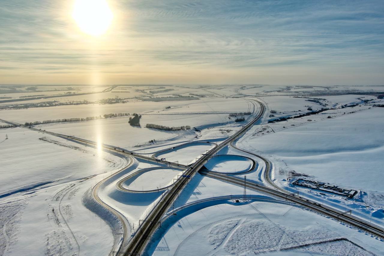 Марат Хуснуллин: Вчера и сегодня свои годовщины отметили две значимые дороги – исполнилось два года с момента открытия трассы М-12 «Восток» от Москвы до Казани и год с открытия обхода деревни Малые Вяземы на ЦКАД в... Марат Хуснуллин: Вчера и сегодня свои годовщины отметили две значимые дороги – исполнилось два года с момента открытия трассы М-12 «Восток» от Москвы до Казани и год с открытия обхода деревни Малые Вяземы на ЦКАД в...