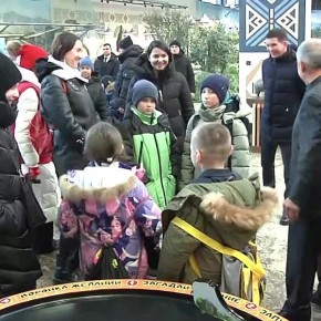 Раис Татарстана Рустам Минниханов посетил Казанский зооботсад «Река Замбези» вместе с вице-премьером РТ Лейлой Фазлеевой и мэром Казани Ильсуром Метшиным