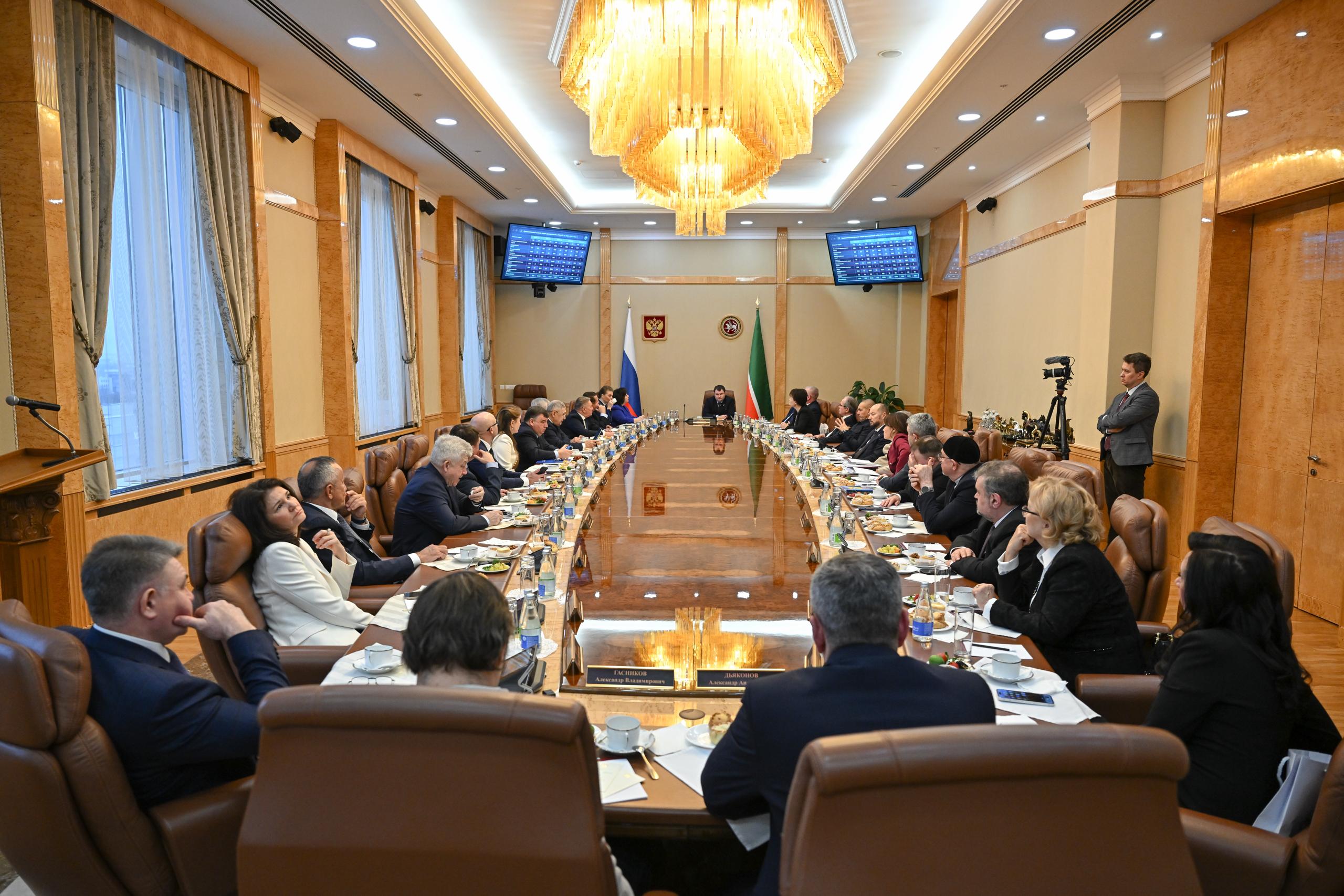 Рустам Минниханов отметил высокие итоги работы науки и образования Татарстана в 2025 году Рустам Минниханов отметил высокие итоги работы науки и образования Татарстана в 2025 году