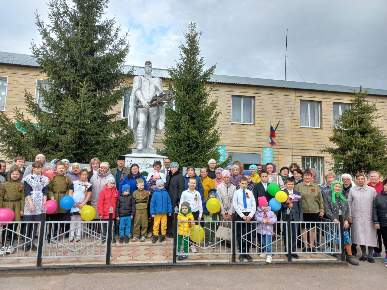Продолжаем знакомить вас с участниками III Всероссийской премии «Служение» из Татарстана Продолжаем знакомить вас с участниками III Всероссийской премии «Служение» из Татарстана