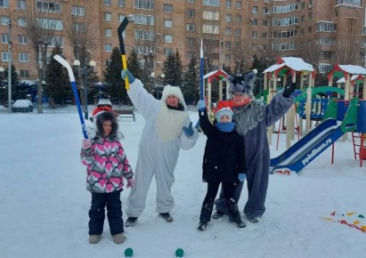 В парке им. Г. Тукая стартовала игровая программа «Зима снежная пришла. Детей в гости позвала»