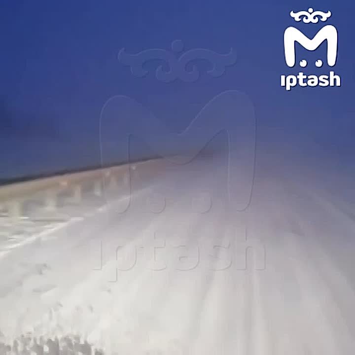 Движение автобусов и грузовиков временно ограничено из-за непогоды на нескольких дорогах республики