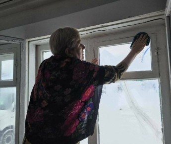 Термоодеяла, сети и плащ-палатки: волонтеры Нурлата готовят новую площадку для помощи СВО