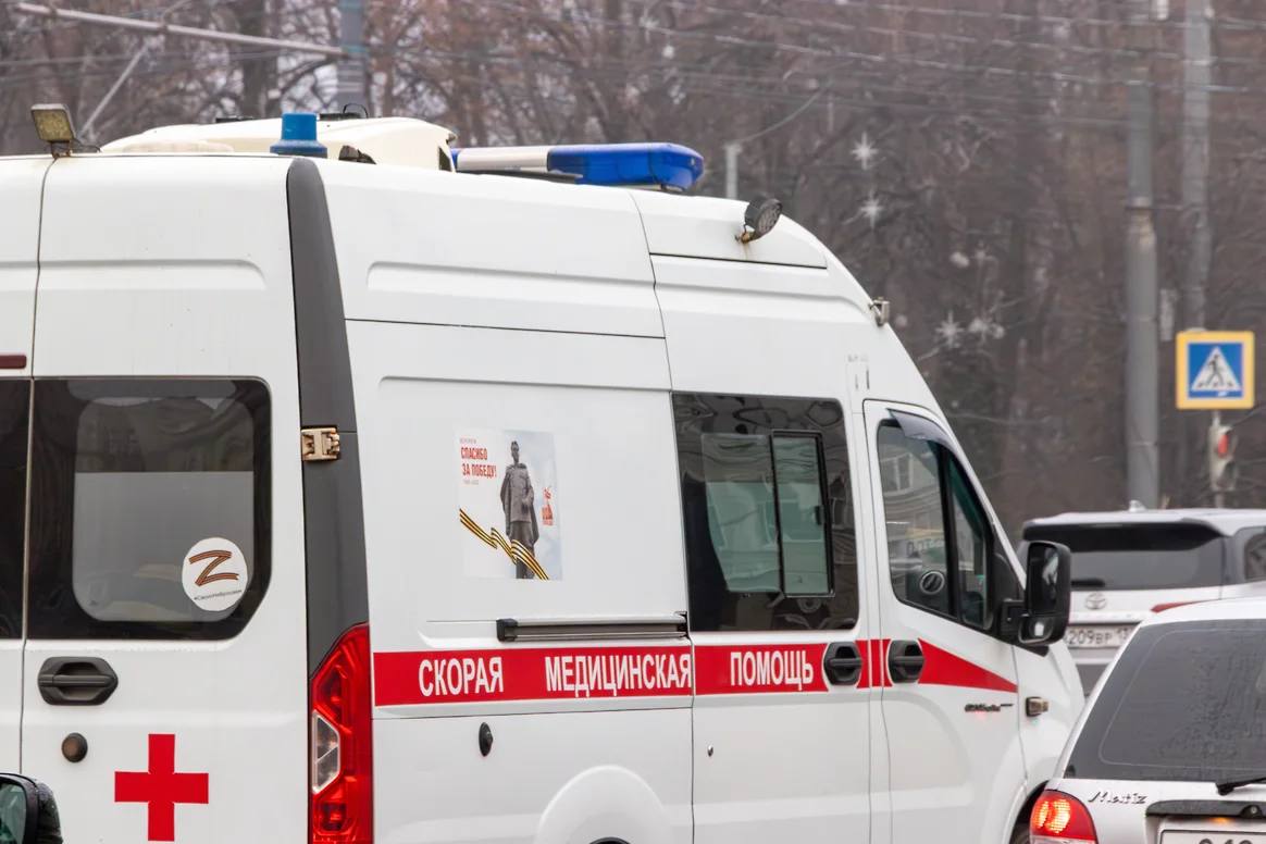 В Оренбуржье произошло ДТП с участием трех автомобилей, пострадал один человек