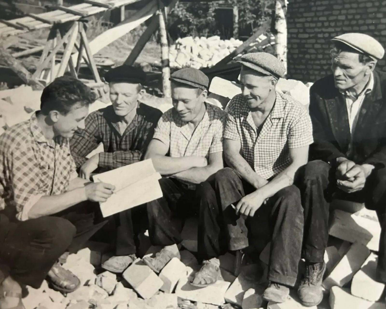 Сегодня 85летний юбилей отмечает Абдулхакимов Рашид Валеевич Сегодня 85летний юбилей отмечает Абдулхакимов Рашид Валеевич