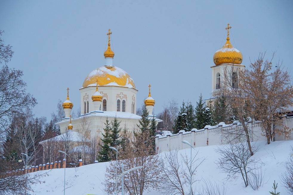 МЧС Нижнекамска призывает жителей быть предельно осторожными и напоминает об опасности купания в Крещение в необорудованных водоёмах