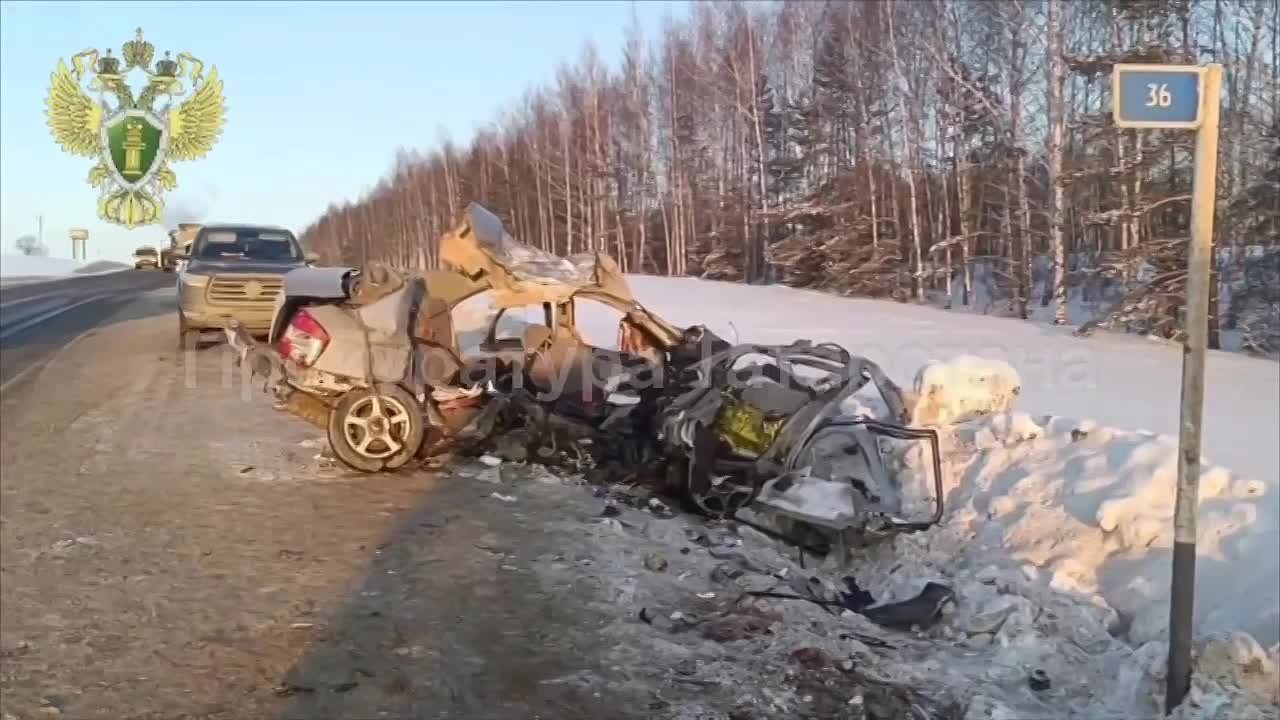 Три человека погибли в лобовом ДТП с «Камазом» в Татарстане