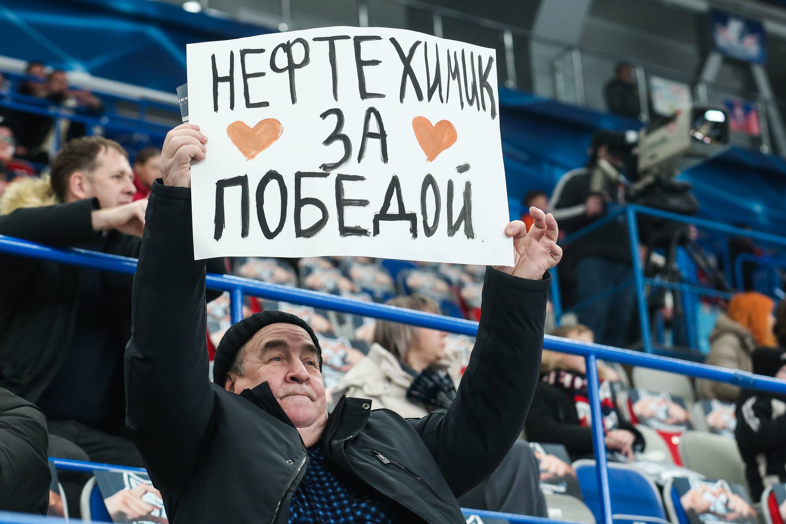 Врываемся в 90е!. «Волки» после Нового года на ходу — шесть побед подряд! В субботу, 24 января, «Нефтехимик» на домашнем льду принимает «Барыс» из Астаны