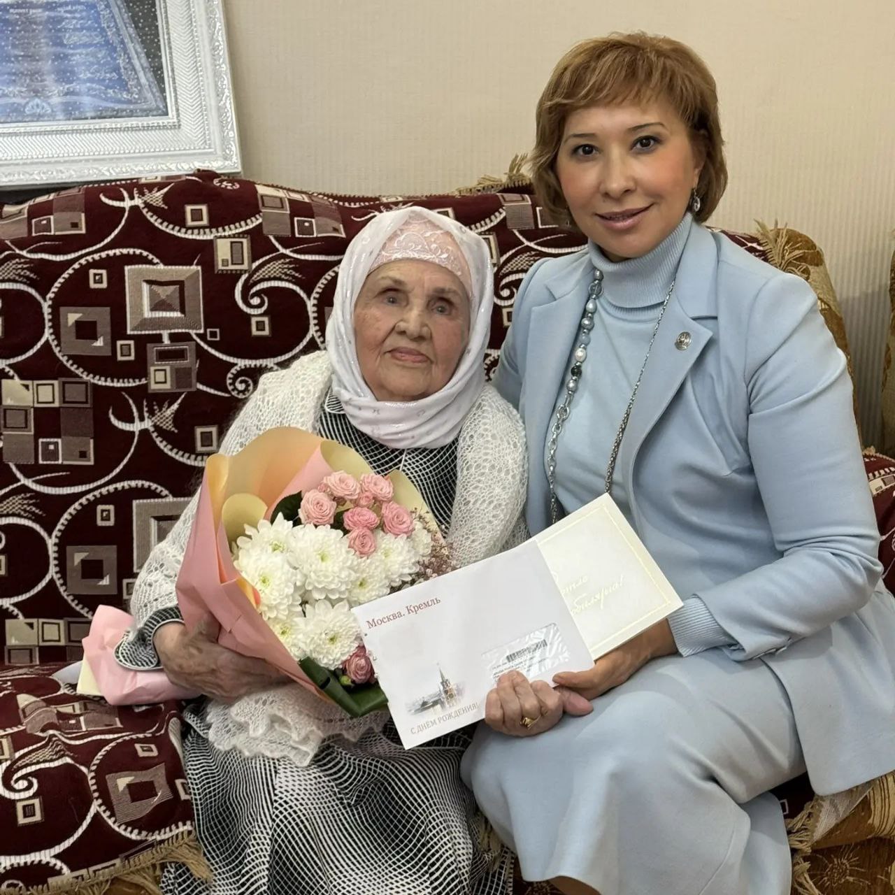 100-летний юбилей отметила жительница деревни Нижняя Кня Гараева Раиса Самигулловна