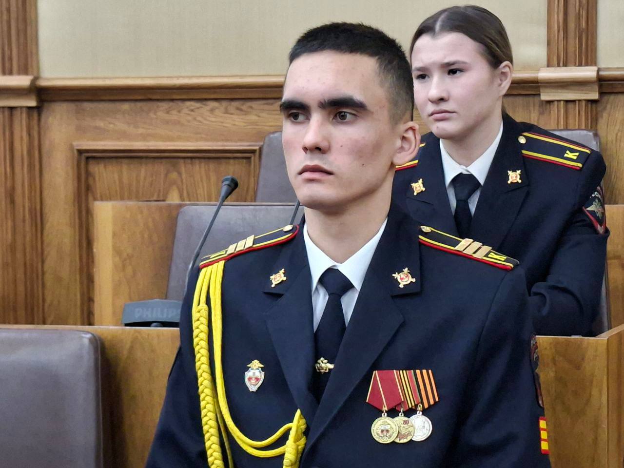 Фарид Мухаметшин: «Ваш конкурс стал открытой платформой между подрастающим поколением и органами публичной власти» Фарид Мухаметшин: «Ваш конкурс стал открытой платформой между подрастающим поколением и органами публичной власти»