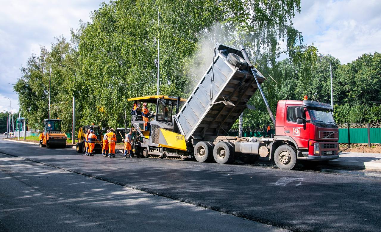 На еженедельной планёрке руководитель Исполкома НМР Рустем Латыпов представил доклад о предстоящих мероприятиях, приуроченных к празднованию 60-летия города