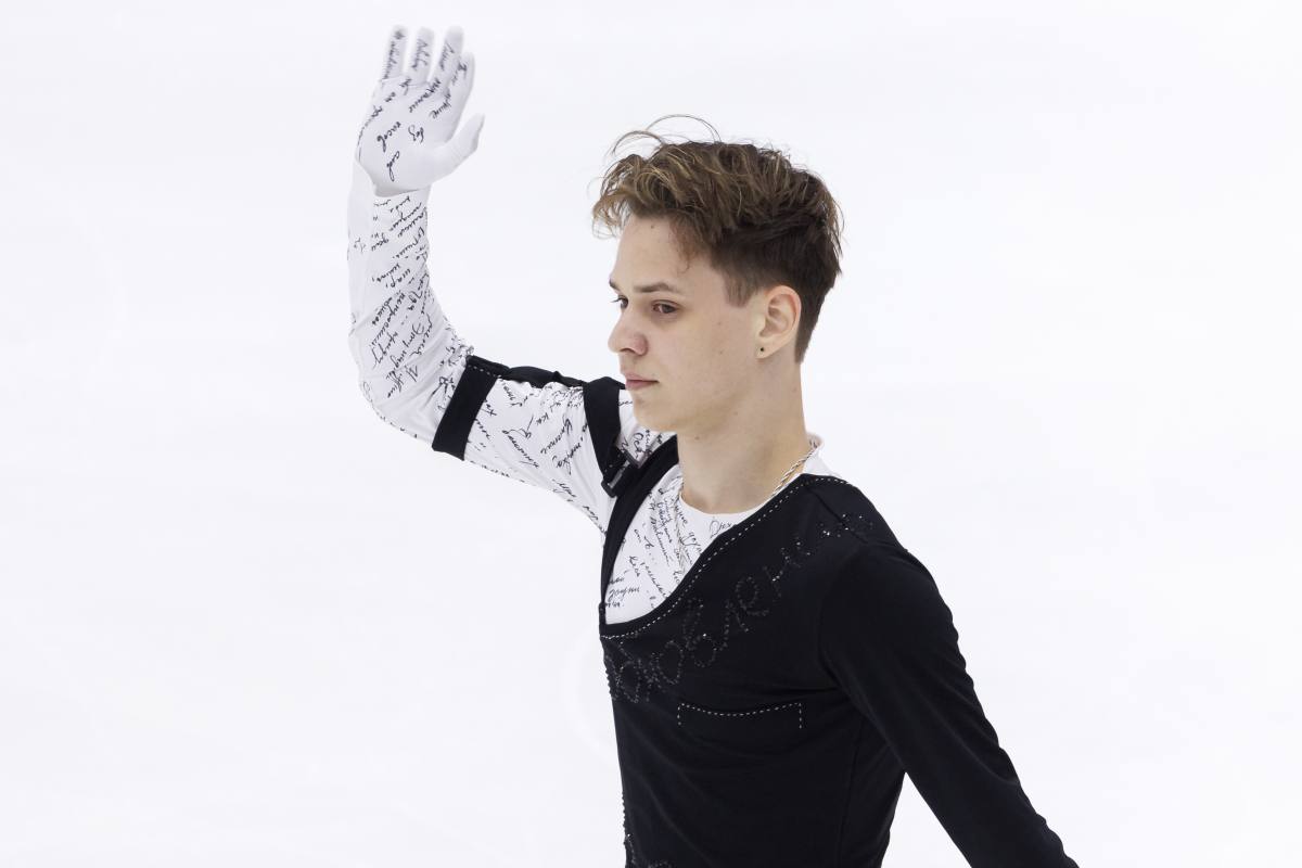 Татарстанские фигуристы завоевали медали на чемпионате России по прыжкам Татарстанские фигуристы завоевали медали на чемпионате России по прыжкам