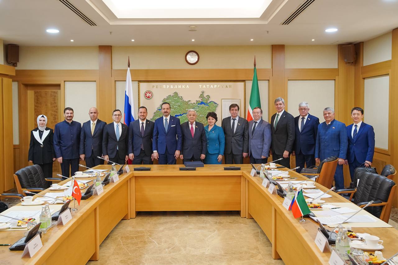 Фарид Мухаметшин: «Парламент Турецкой Республики стал первым зарубежным партнером Госсовета Татарстана» Фарид Мухаметшин: «Парламент Турецкой Республики стал первым зарубежным партнером Госсовета Татарстана»