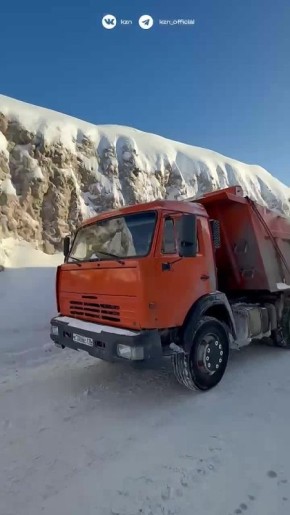 Вот стооолько снега. С начала зимы с улиц Казани вывезли более 593 тыс