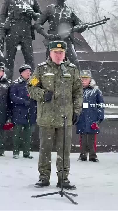 � ������ ������ ������ �� ������ ��� ������ � ���������, ����������� ��������� ���� �� ��������� ���������