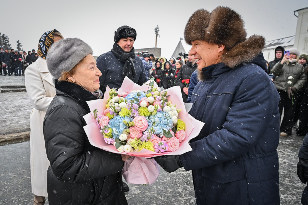 В Татарстане проходят торжественные мероприятия в честь празднования 120-летия со дня рождения Мусы Джалиля В Татарстане проходят торжественные мероприятия в честь празднования 120-летия со дня рождения Мусы Джалиля