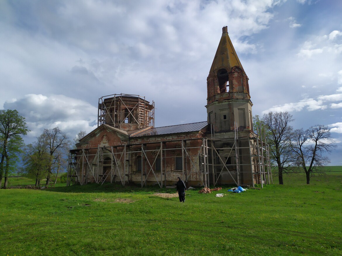 «Теперь наш черед» — как казанский предприниматель возвращает жизнь 40 сельским храмам «Теперь наш черед» — как казанский предприниматель возвращает жизнь 40 сельским храмам