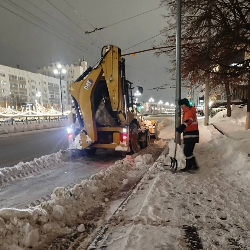 Более 1 млн тонн снега вывезли с улиц Казани этой зимой Более 1 млн тонн снега вывезли с улиц Казани этой зимой