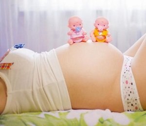 Как распознавать отхождение вод перед родами