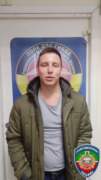 В Казани наказали водителя BMW, бросившего машину на полосе для общественного транспорта