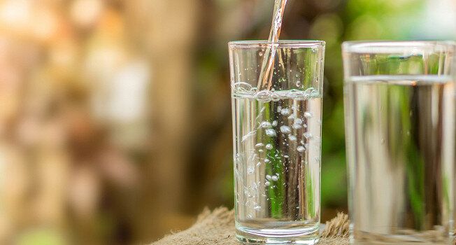 Можно ли пить во время еды