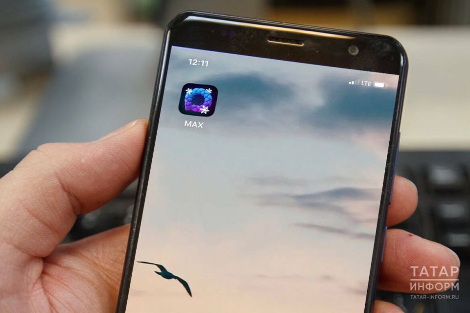 ��������� ������ ��������� ��� �� ������� �������� ����� � ������ �� ��������� ID � MAX