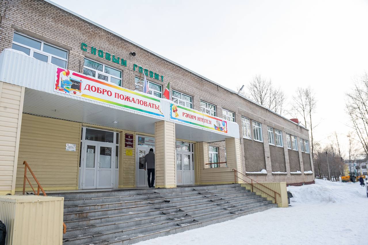 Сегодня побывал в школах, где проходит капитальный ремонт